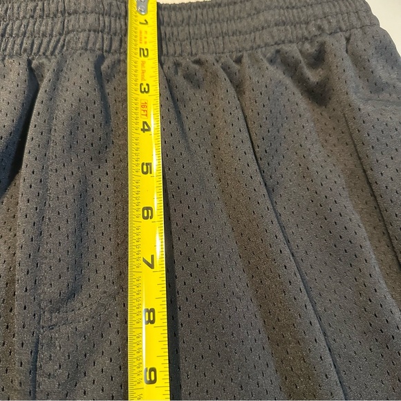 Bleecker Mercer Basketball Sz L Black w/Graphic Print Drawstring Shorts - Picture 10 of 13